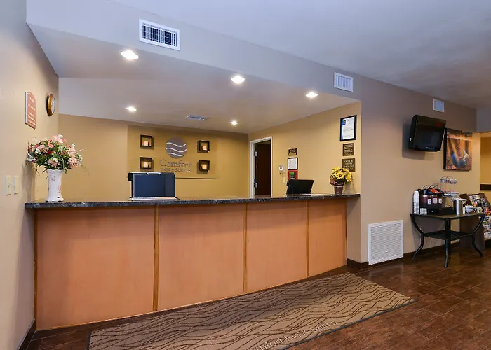 Comfort & At Powell Hotel Page