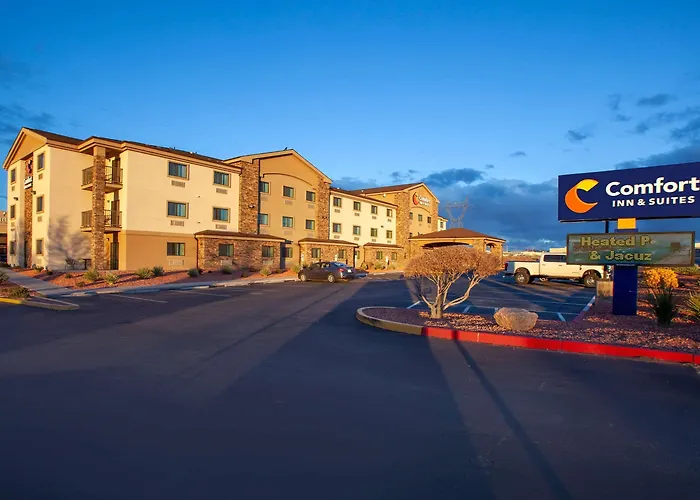 Hotel Comfort & At Powell 4*
